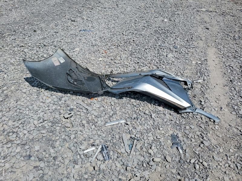 2020 TOYOTA CAMRY SE 12