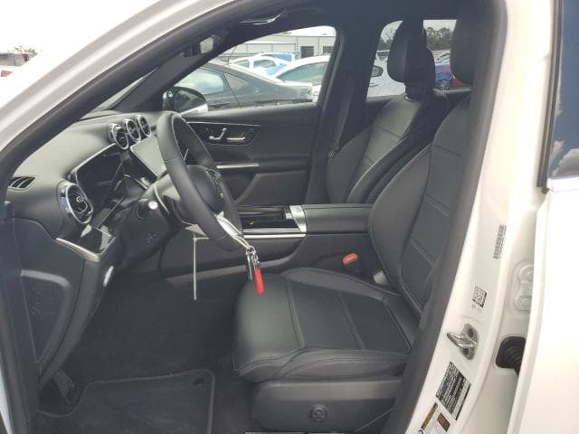2026 MERCEDES-BENZ GLC 300 7