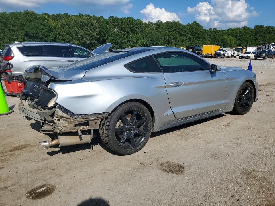 2020 FORD MUSTANG 3