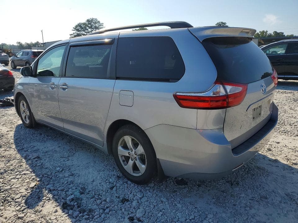 2017 TOYOTA SIENNA XLE 8-PASSENGER XLE 8-PASSENGER 2