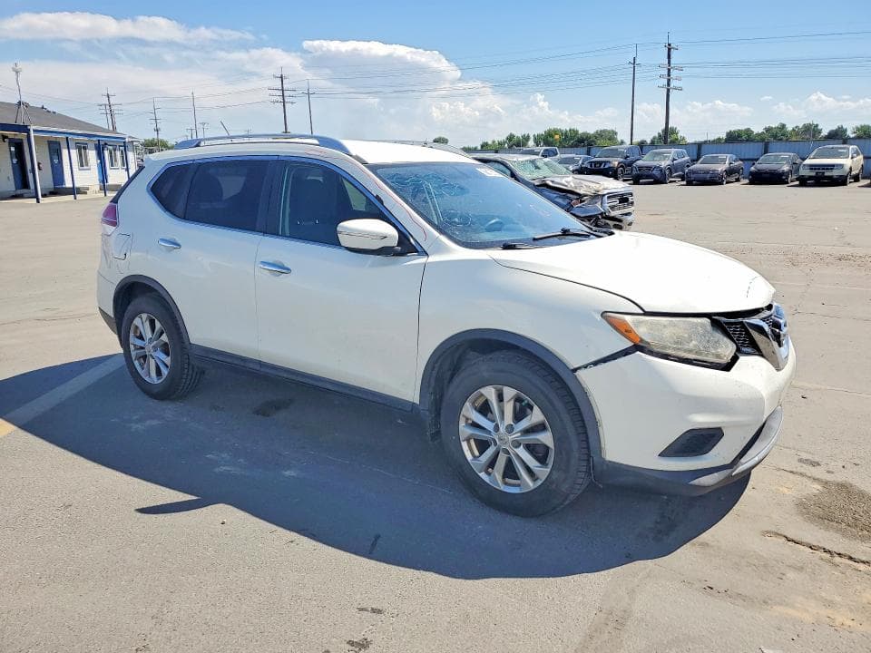 2016 NISSAN ROGUE SV 4
