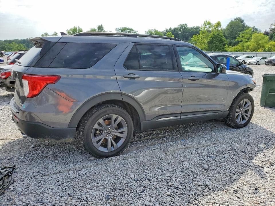 2023 FORD EXPLORER XLT 3