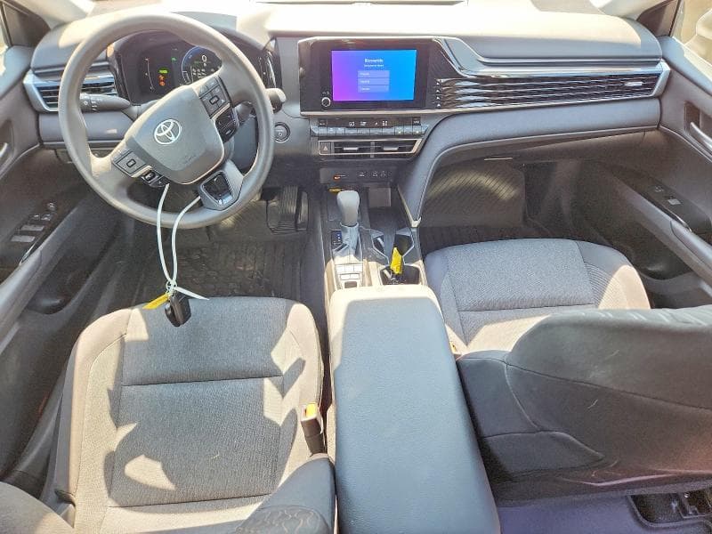 2026 TOYOTA CAMRY LE 8
