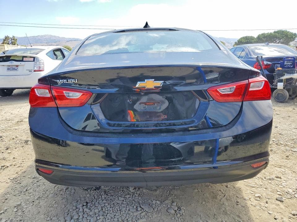 2017 CHEVROLET MALIBU LS 6