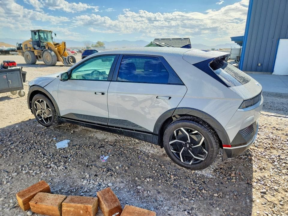2024 HYUNDAI IONIQ 5 SE SE 2