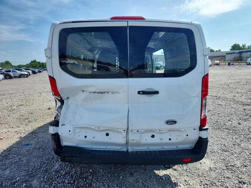 2025 FORD TRANSIT T-250 6