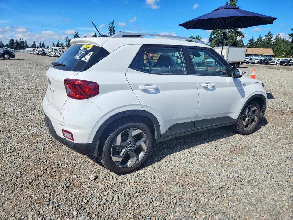 2025 HYUNDAI VENUE SEL 3