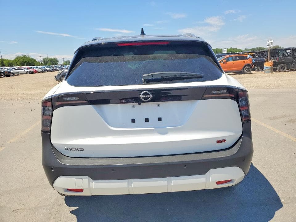 2025 NISSAN KICKS SR SR 6