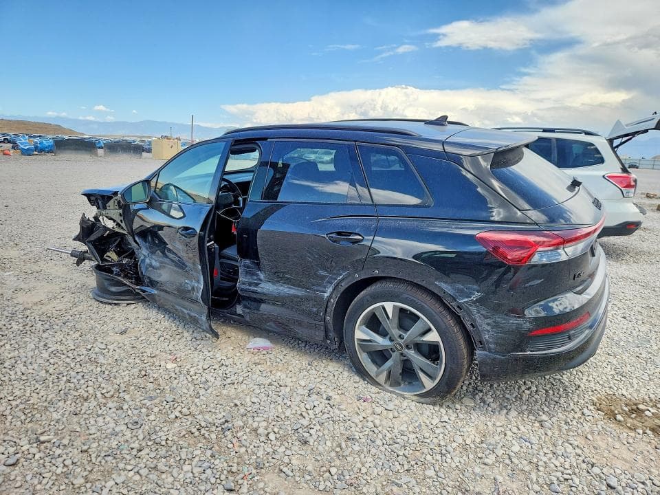2024 AUDI Q4 E-TRON PREMIUM PLUS 2