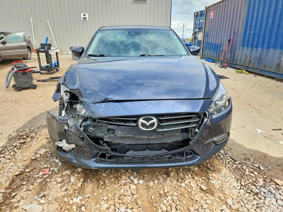 2018 MAZDA 3 TOURING 5