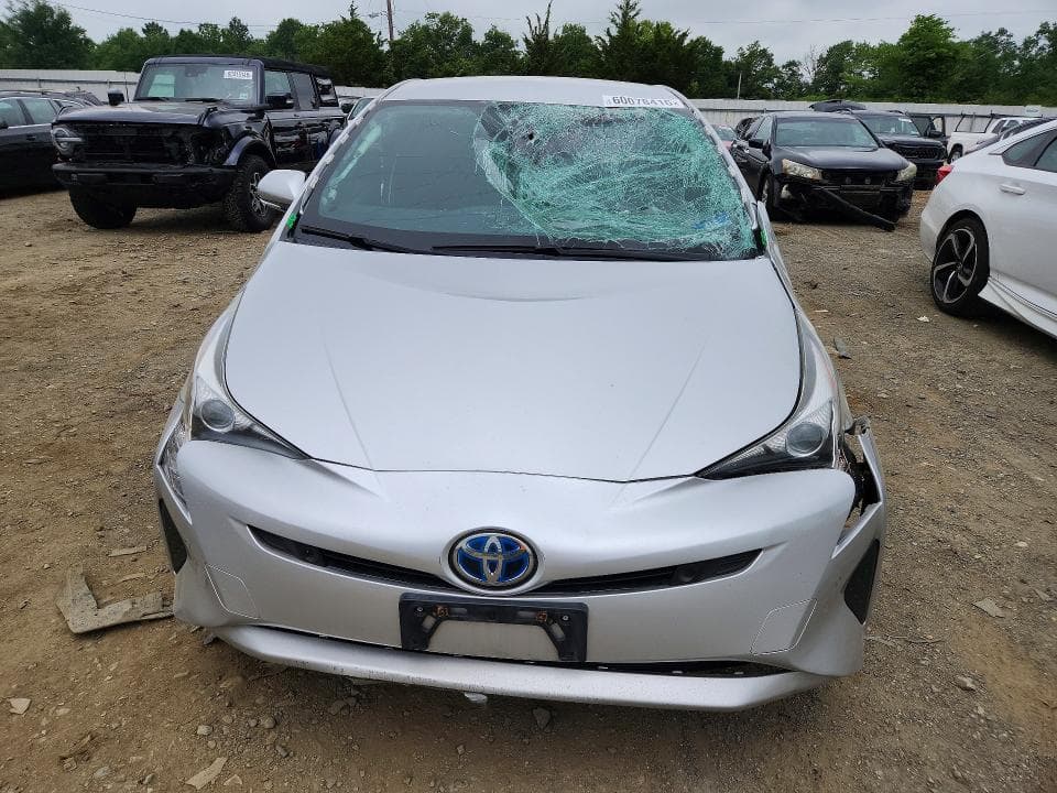2018 TOYOTA PRIUS TWO 5