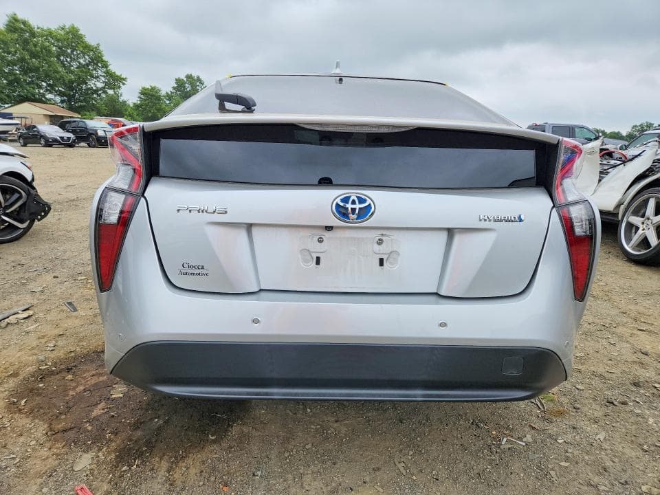 2018 TOYOTA PRIUS TWO 6