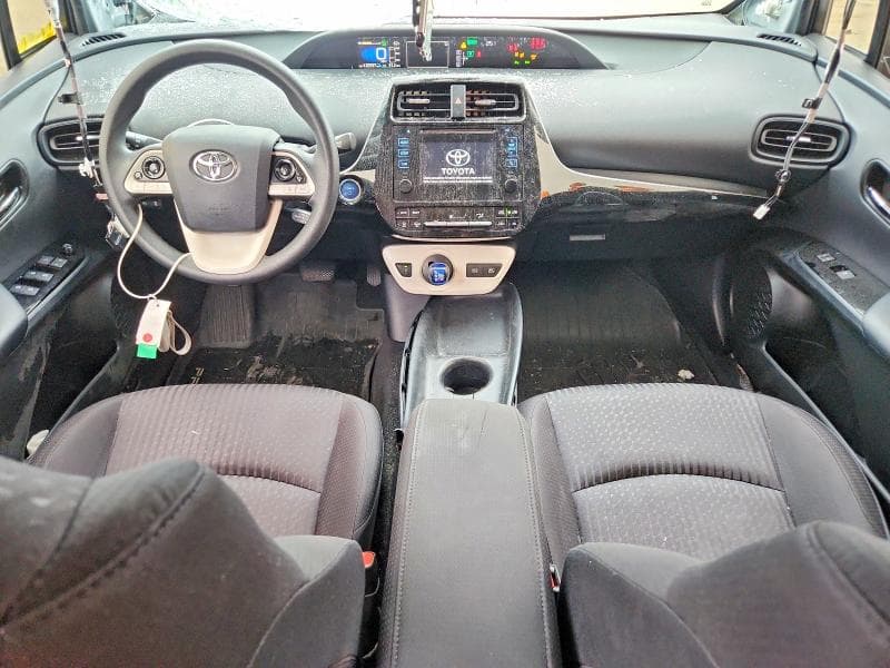 2018 TOYOTA PRIUS TWO 8