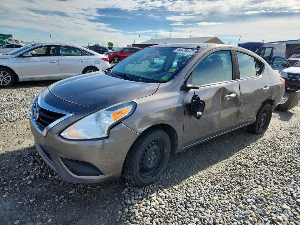 2017 NISSAN VERSA 1.6 SV - 1