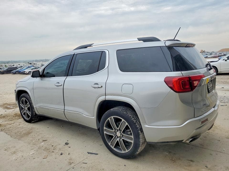 2018 GMC ACADIA DENALI 2