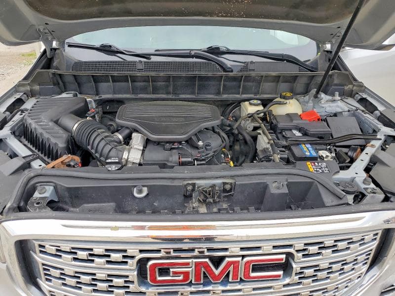 2018 GMC ACADIA DENALI 12