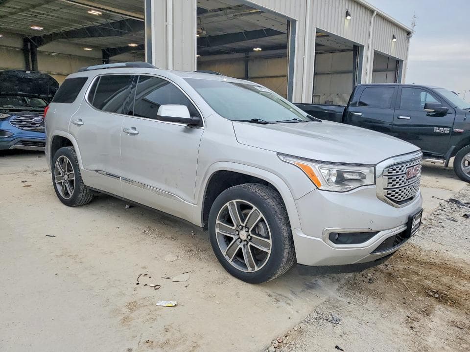 2018 GMC ACADIA DENALI 4