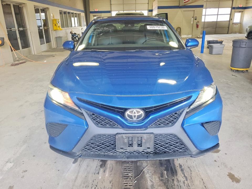 2019 TOYOTA CAMRY SE 5