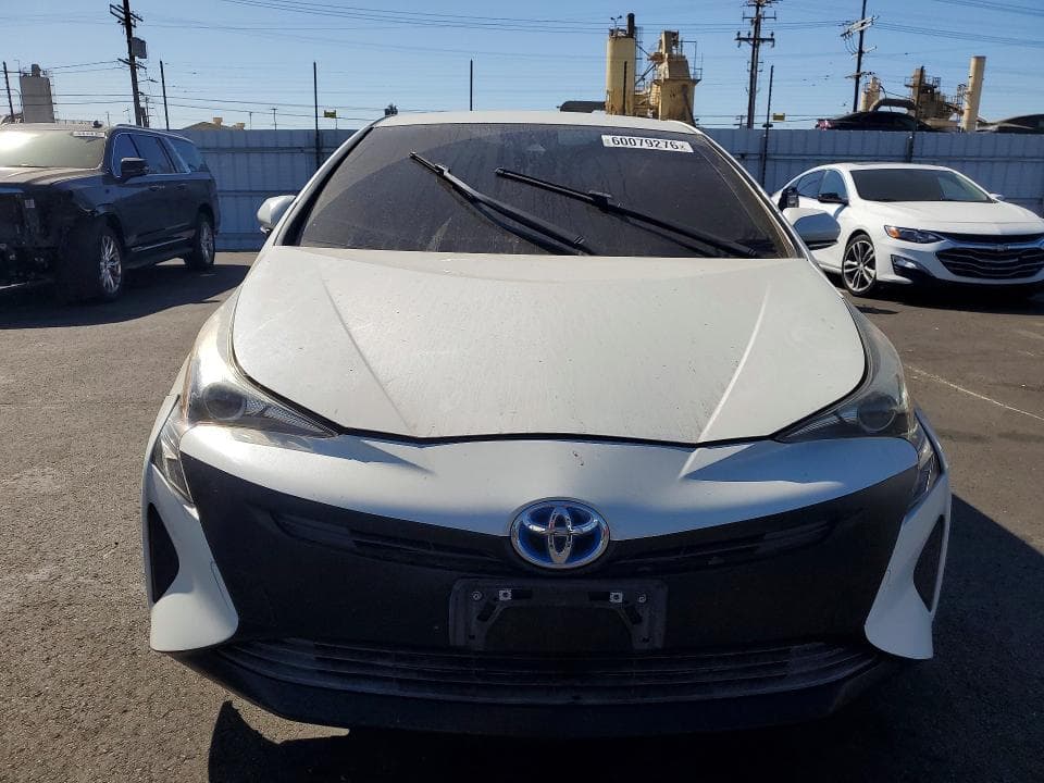 2017 TOYOTA PRIUS THREE 5