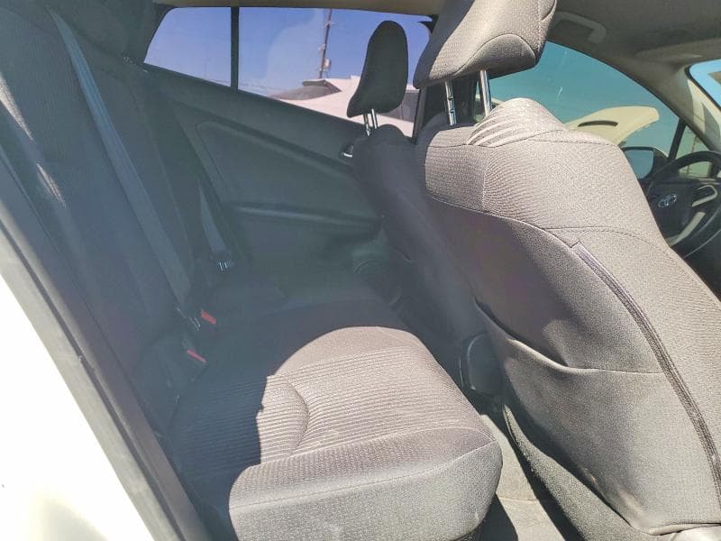 2017 TOYOTA PRIUS THREE 10