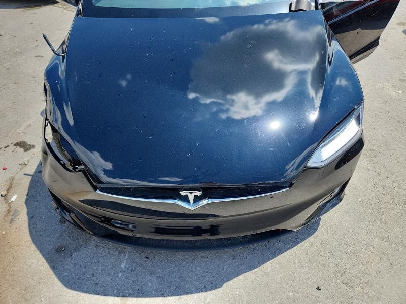 2017 TESLA MODEL X 11