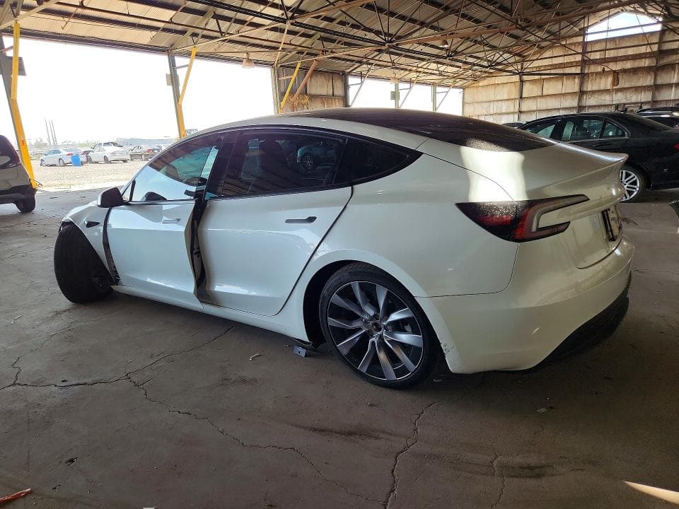 2024 TESLA MODEL 3 2