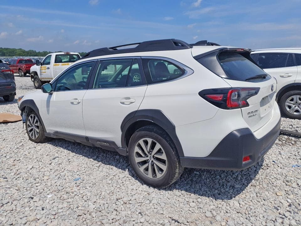 2025 SUBARU OUTBACK 2
