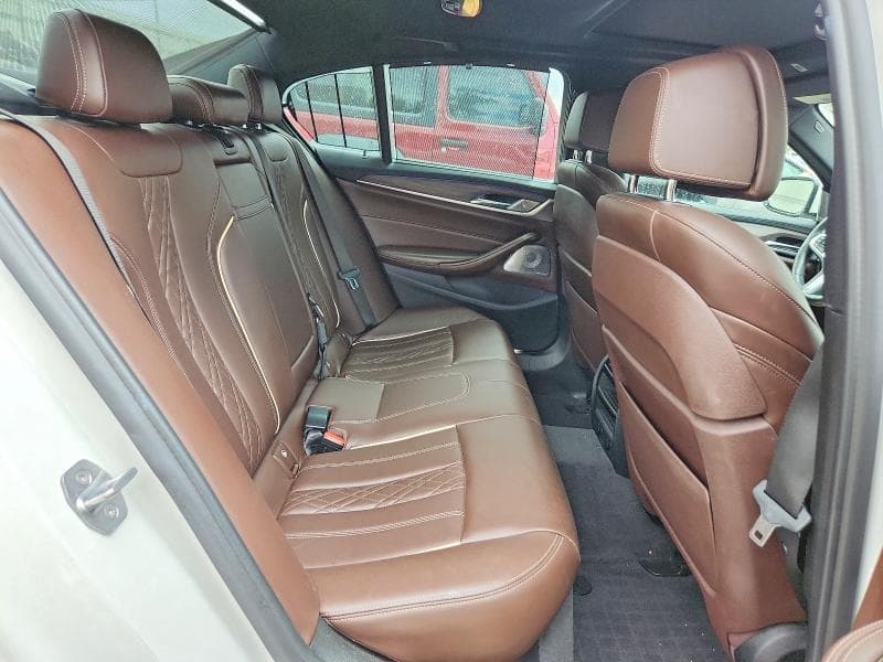 2018 BMW 5 SERIES 10