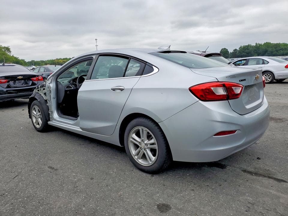 2018 CHEVROLET CRUZE LT 2