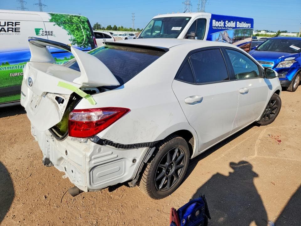 2018 TOYOTA COROLLA LE 3