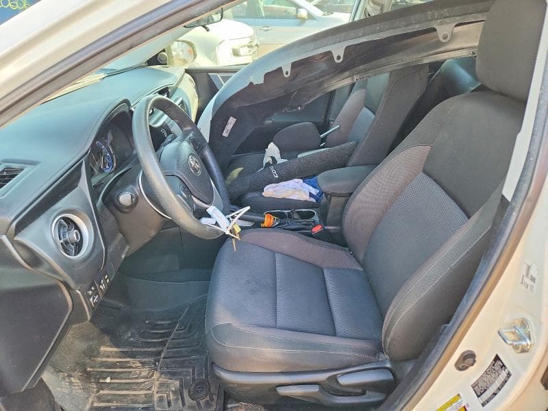 2018 TOYOTA COROLLA LE 7