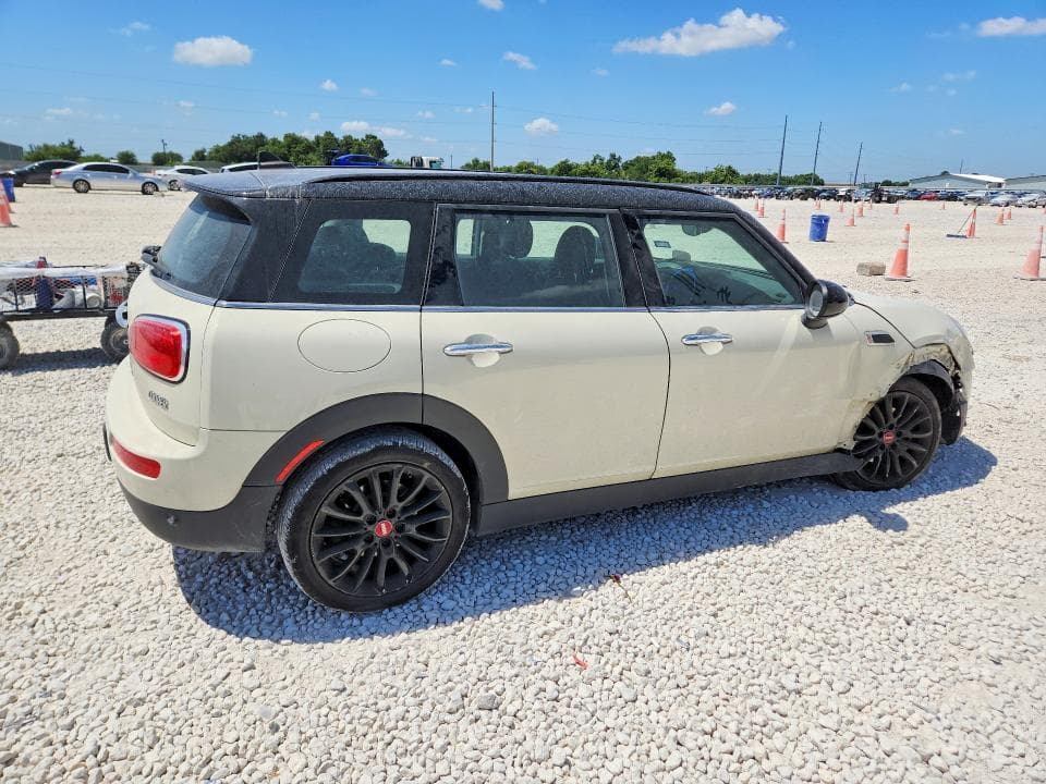 2018 MINI COOPER CLUBMAN 3