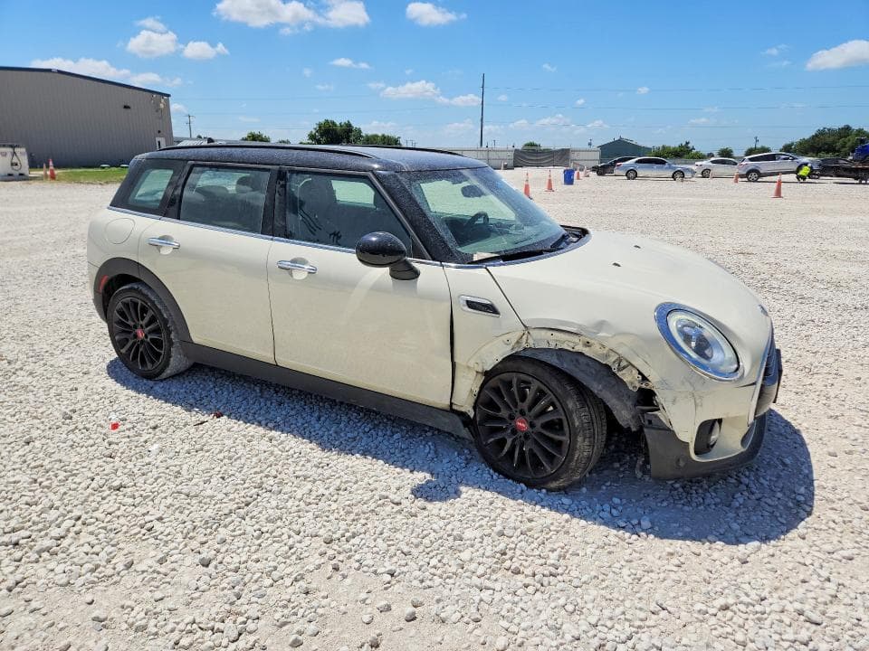 2018 MINI COOPER CLUBMAN 4