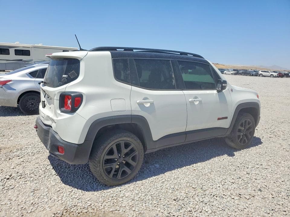 2019 JEEP RENEGADE TRAILHAWK 3