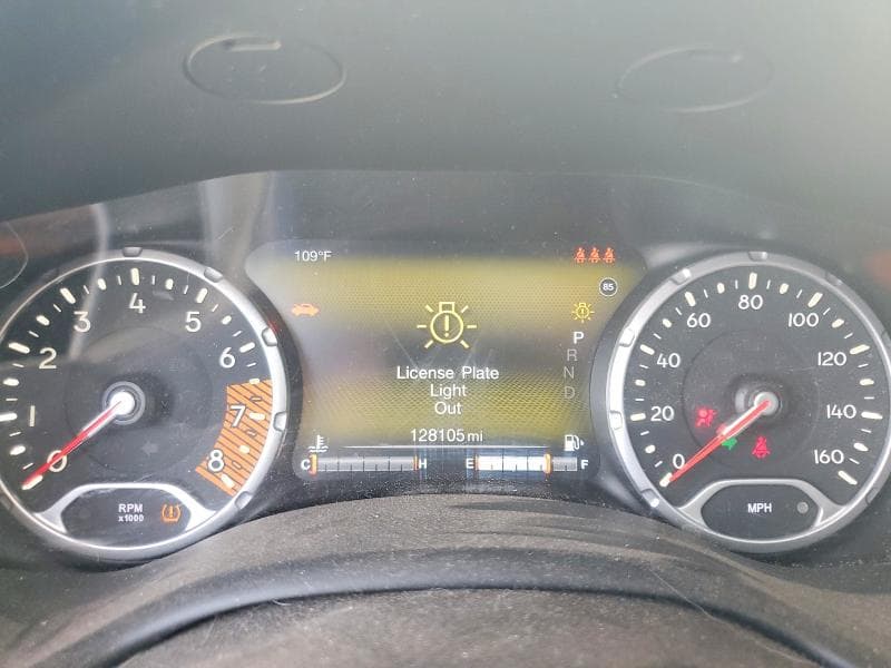2019 JEEP RENEGADE TRAILHAWK 9
