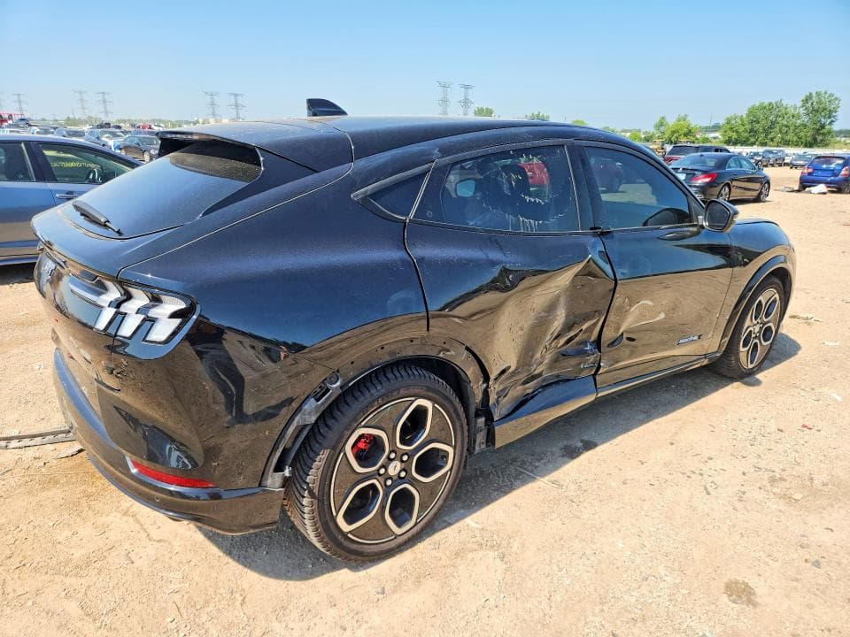 2023 FORD MUSTANG MACH-E GT 3