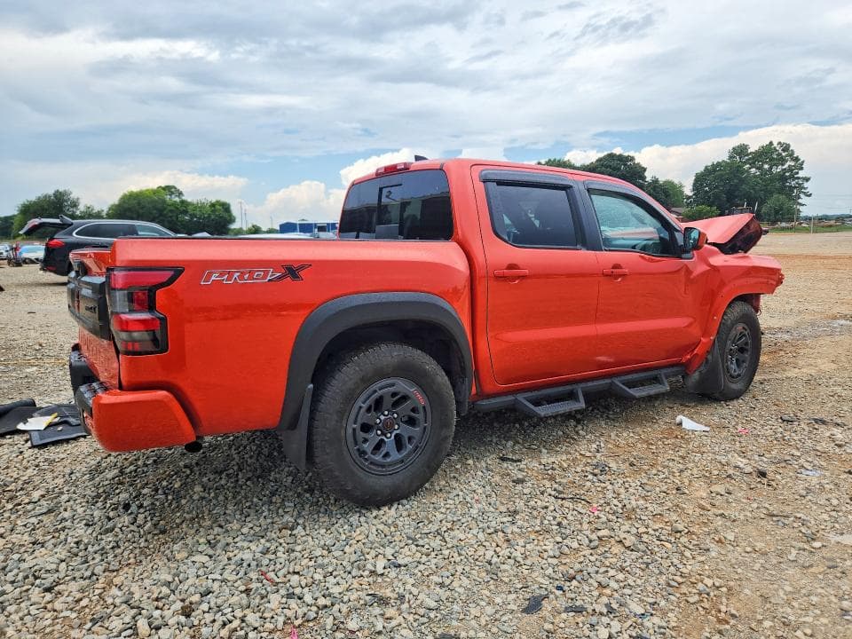 2025 NISSAN FRONTIER PRO-X 3