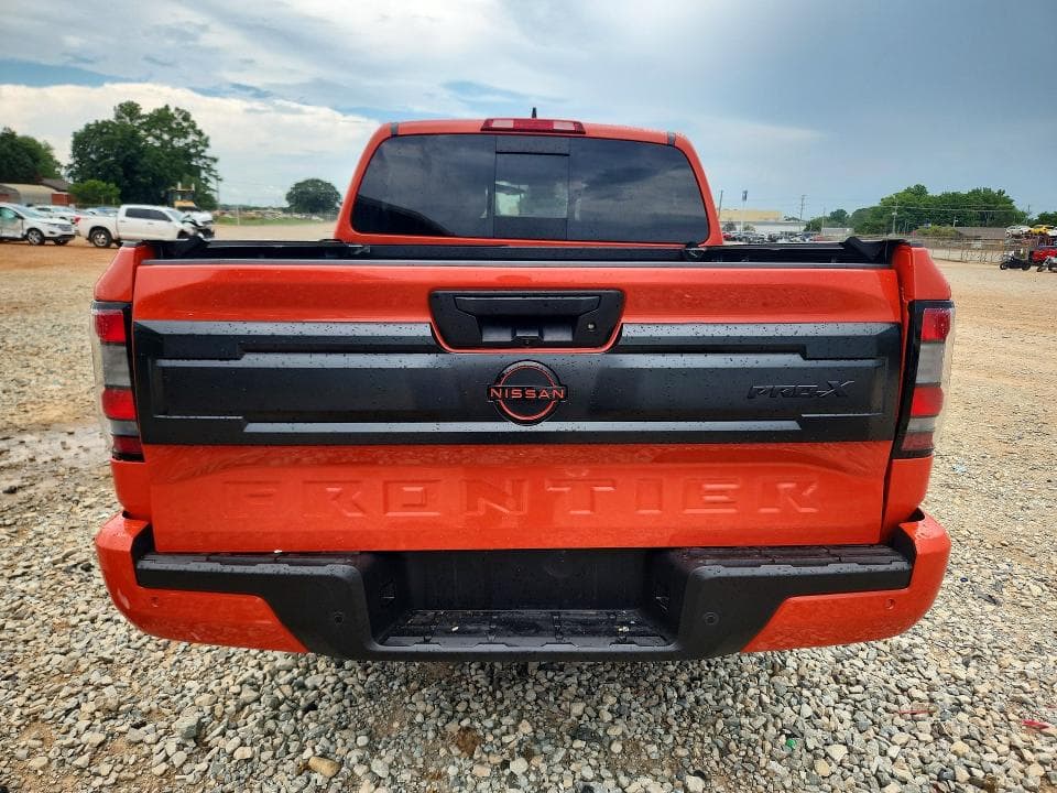 2025 NISSAN FRONTIER PRO-X 6