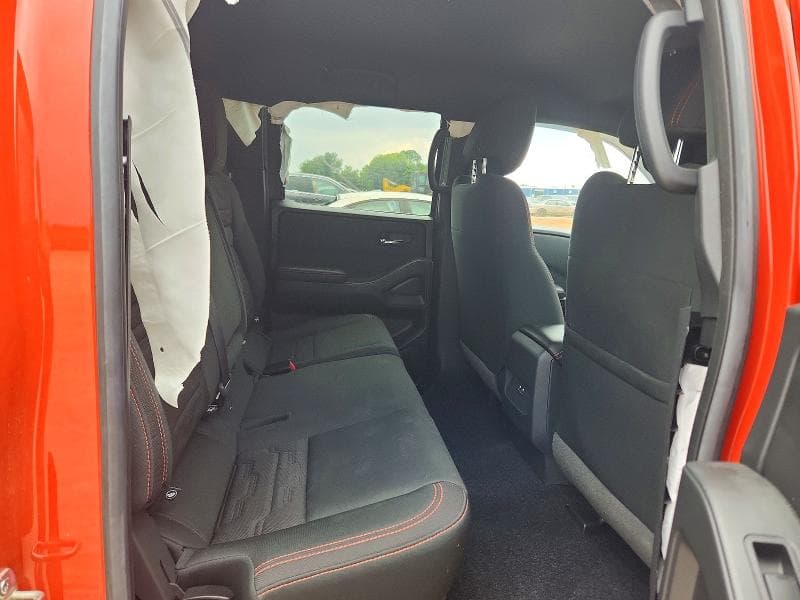 2025 NISSAN FRONTIER PRO-X 10