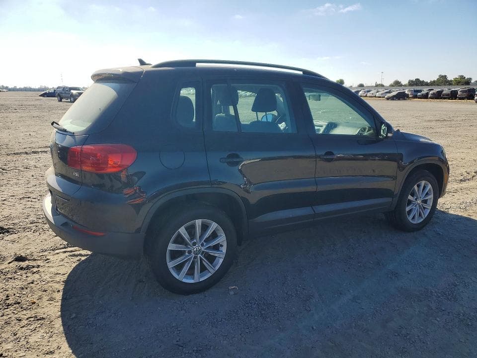 2017 VOLKSWAGEN TIGUAN S 3