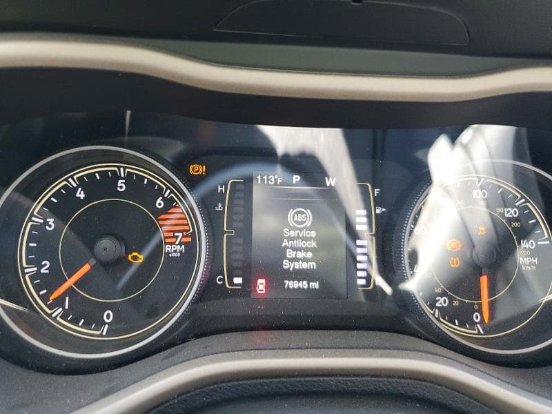 2017 JEEP CHEROKEE LATITUDE 9