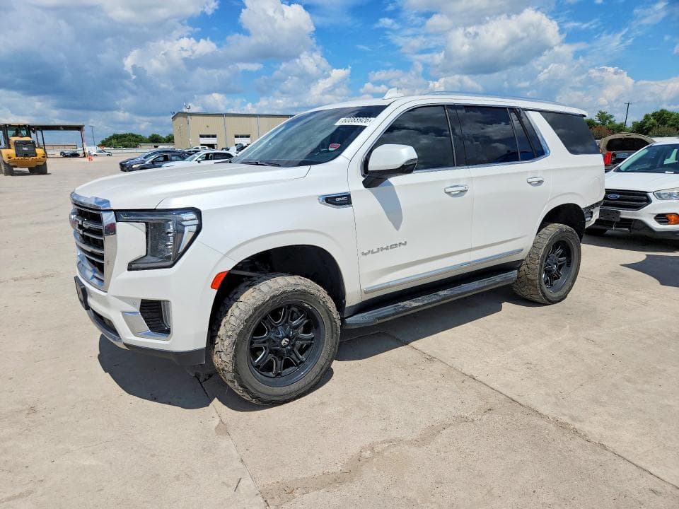 2021 GMC YUKON SLT - 1