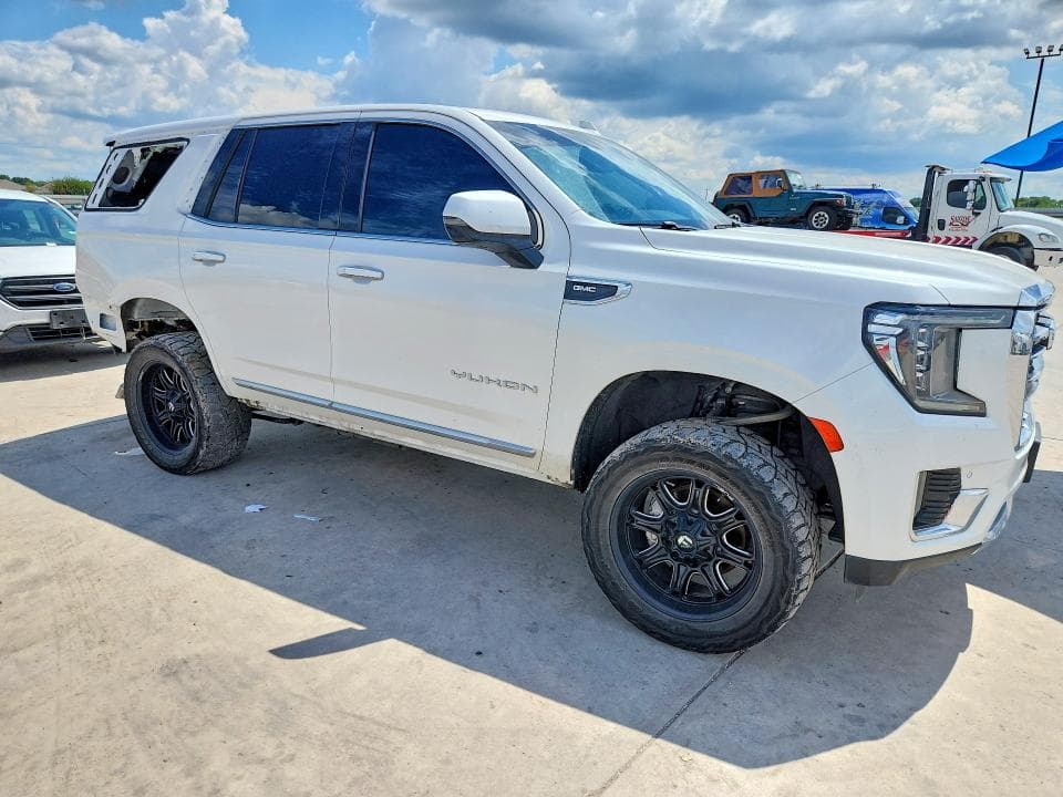 2021 GMC YUKON SLT 4