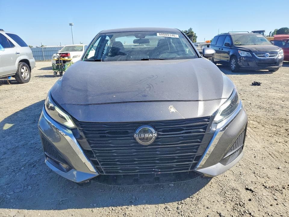 2023 NISSAN ALTIMA SV 5