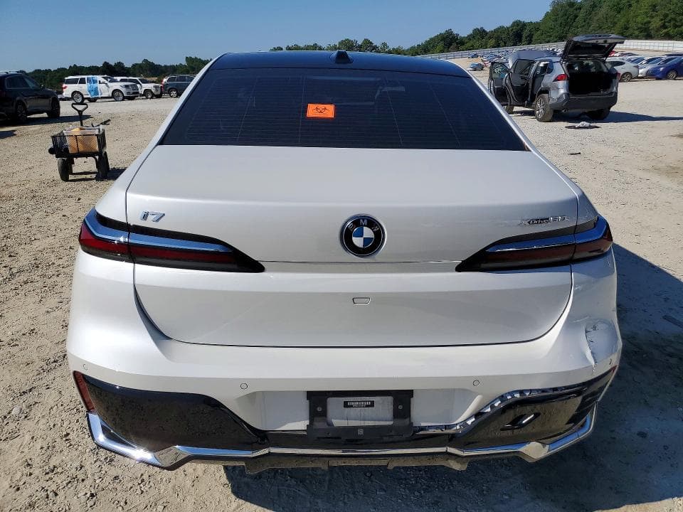 2023 BMW I7 XDRIVE60 6