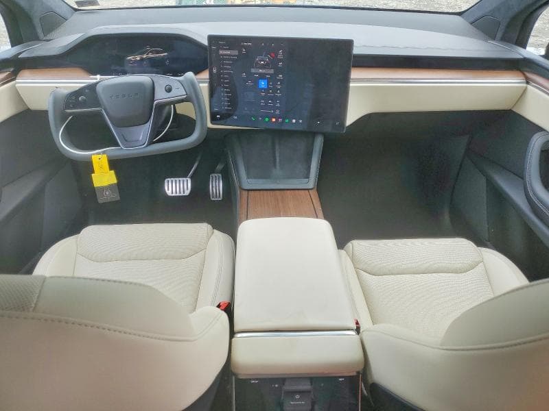 2023 TESLA MODEL X 8