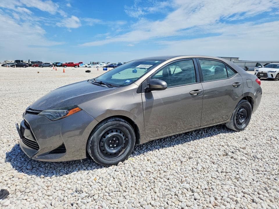 2018 TOYOTA COROLLA LE - 1