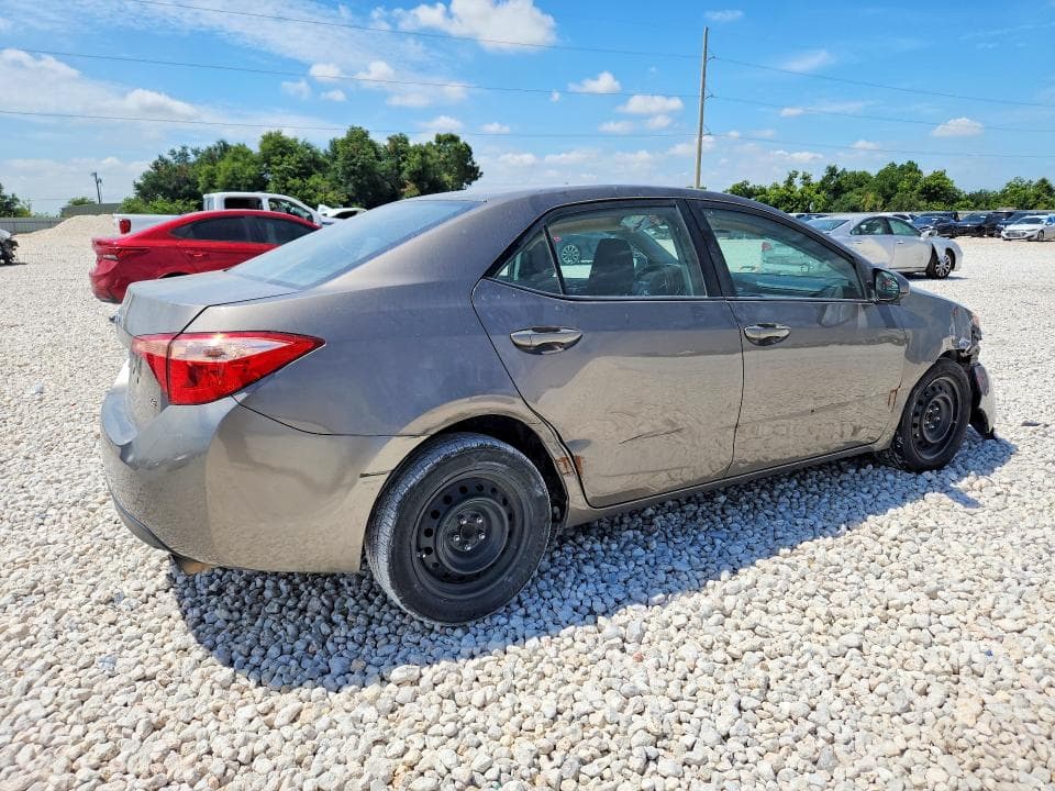 2018 TOYOTA COROLLA LE 3