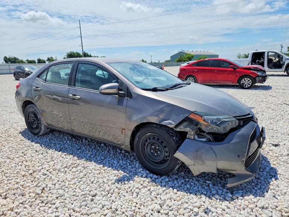 2018 TOYOTA COROLLA LE 4