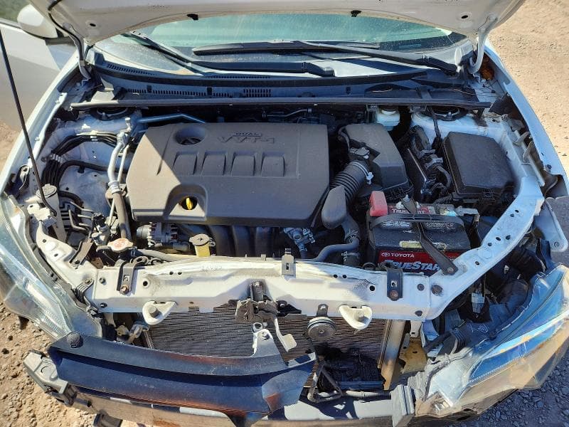 2019 TOYOTA COROLLA L L 11